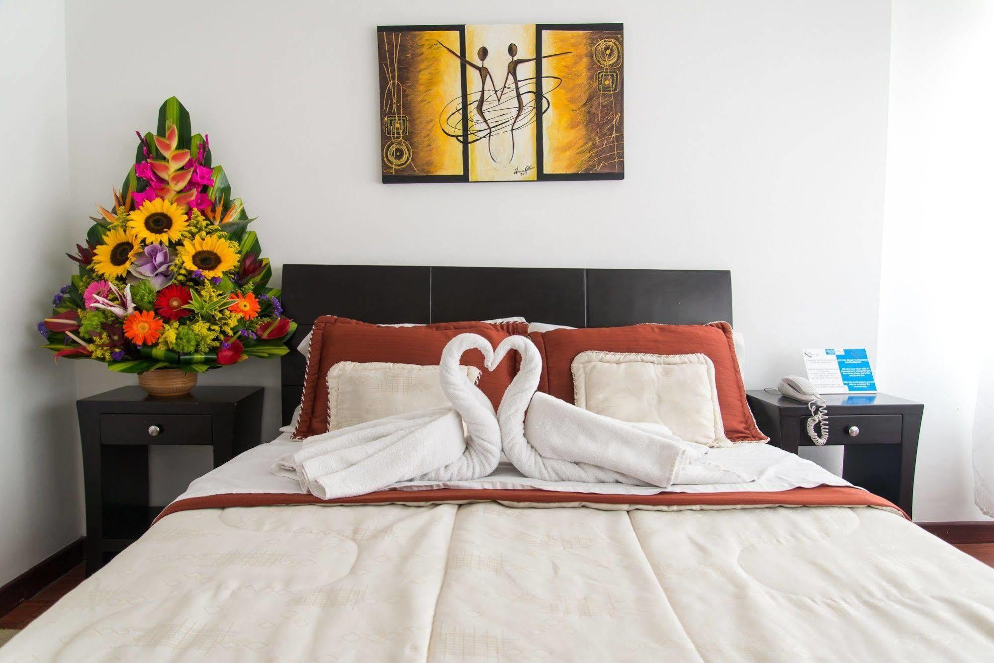 Hotel Fenix Real Bogotá Extérieur photo