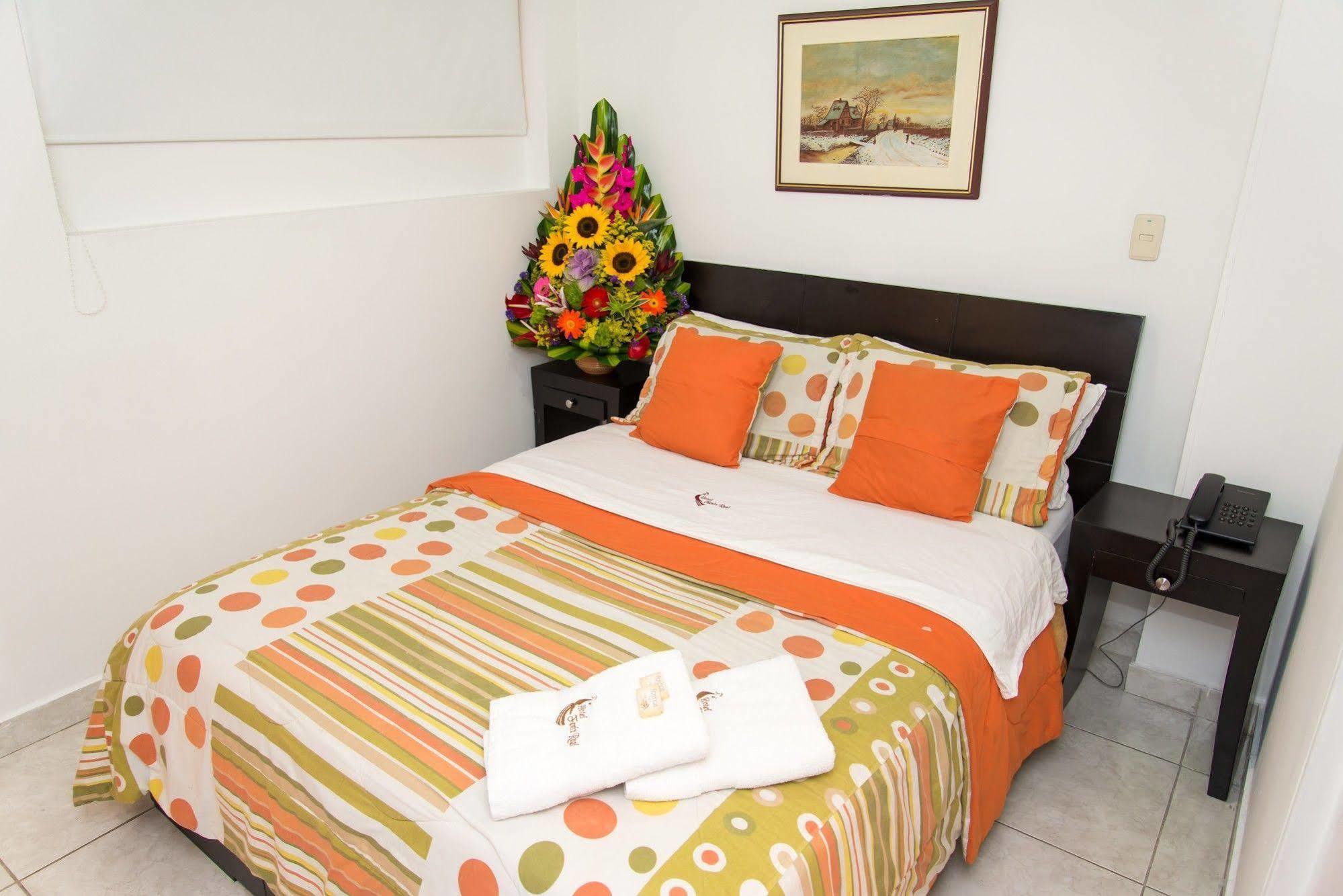 Hotel Fenix Real Bogotá Extérieur photo
